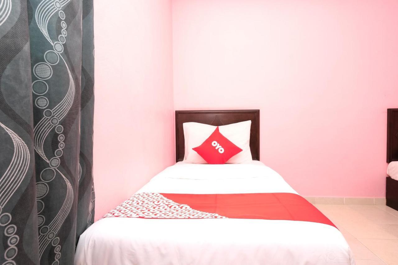 โอโย 44005 เซนางิน รีสอร์ต แอนด์ คาเฟ่ Hotel Tumpat ภายนอก รูปภาพ