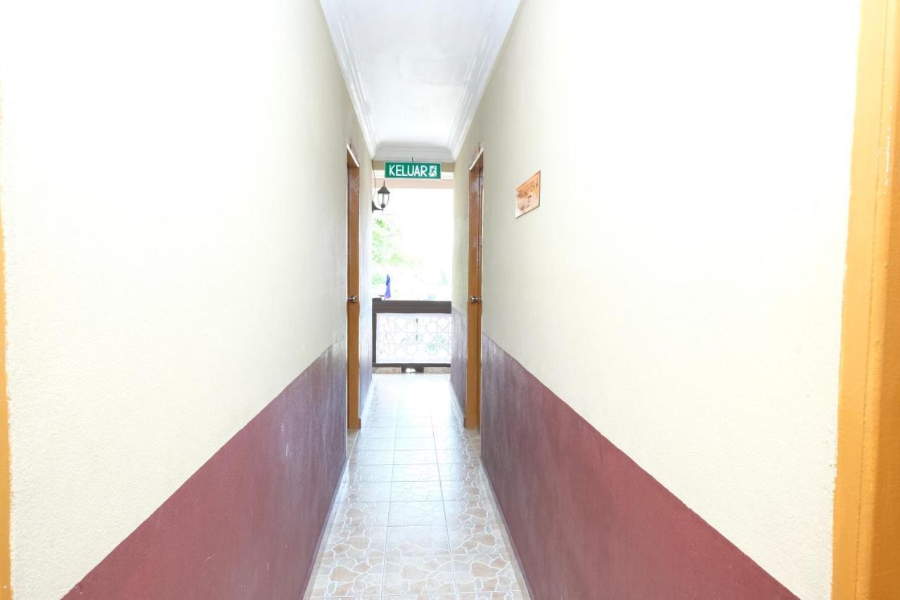 โอโย 44005 เซนางิน รีสอร์ต แอนด์ คาเฟ่ Hotel Tumpat ภายนอก รูปภาพ