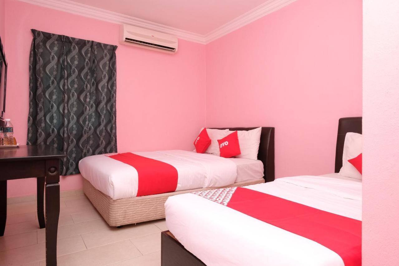 โอโย 44005 เซนางิน รีสอร์ต แอนด์ คาเฟ่ Hotel Tumpat ภายนอก รูปภาพ