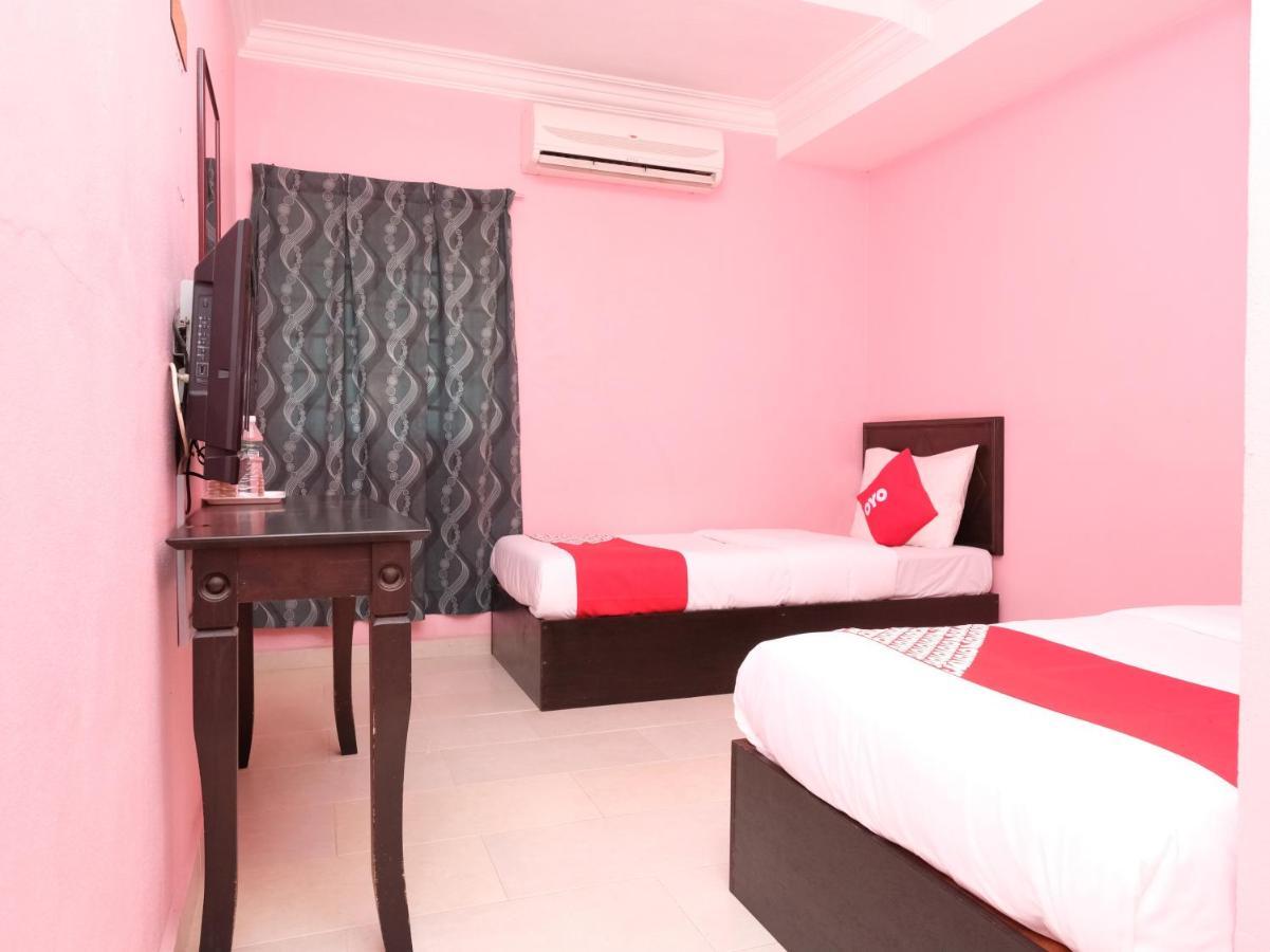โอโย 44005 เซนางิน รีสอร์ต แอนด์ คาเฟ่ Hotel Tumpat ภายนอก รูปภาพ